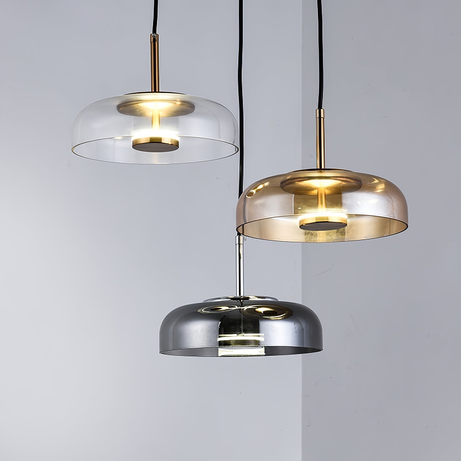 Brass and Glass LED Pendant Lamp with 23 cm × 20 cm Dimensions