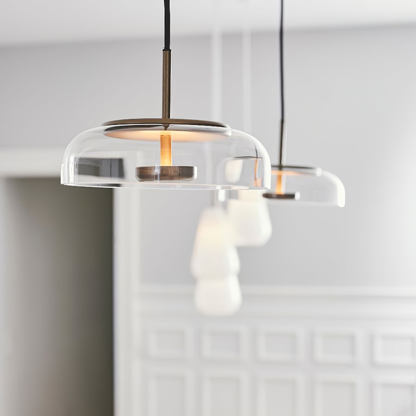 Brass and Glass LED Pendant Lamp with 23 cm × 20 cm Dimensions