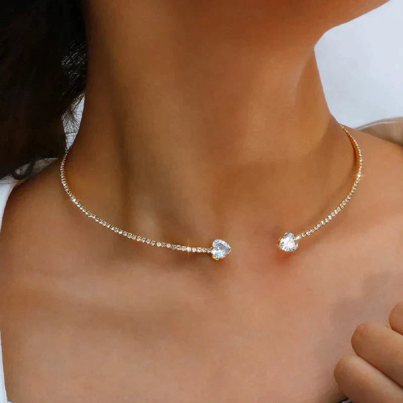 Radiant Choker Necklace with Beautiful Stones | Unique Accessory!