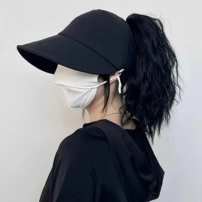 Beach hat with wide brim – Airy, foldable, sun safe