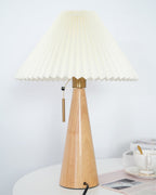 AntiqueRadiance – Elegant Wood and Metal Table Lamp