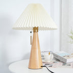 AntiqueRadiance – Elegant Wood and Metal Table Lamp
