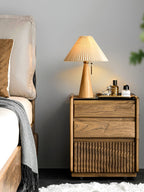AntiqueRadiance – Elegant Wood and Metal Table Lamp
