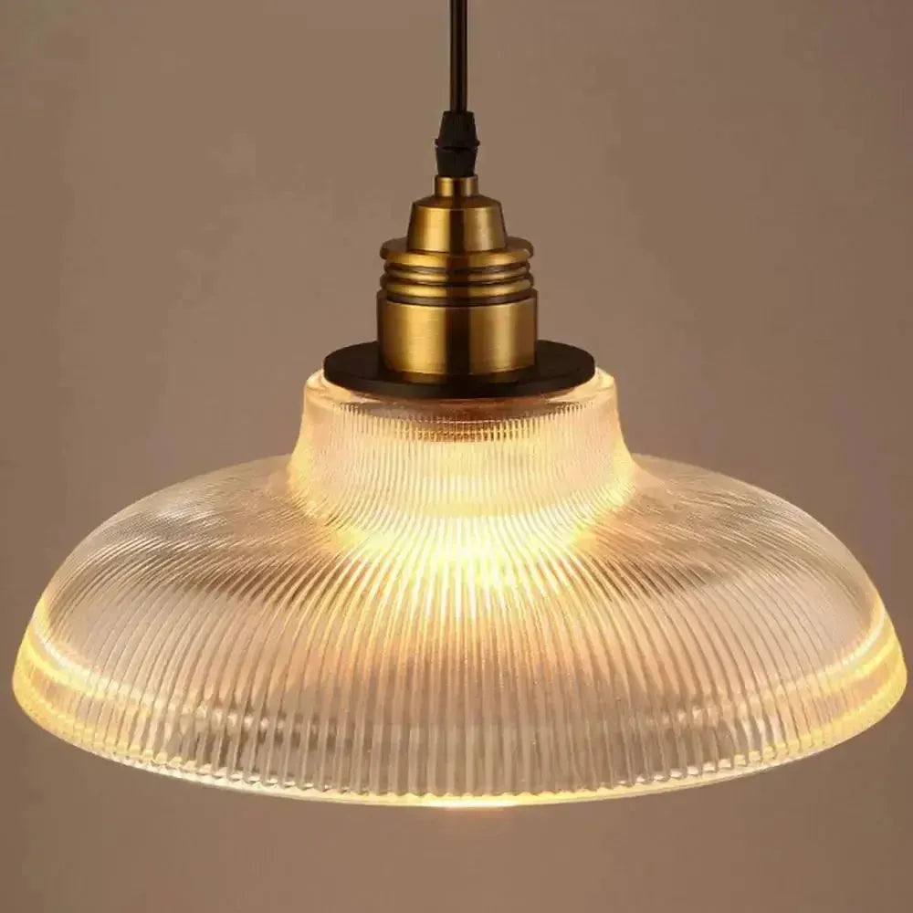 Vintage-inspired glass pendant lamp for a warm and stylish atmosphere