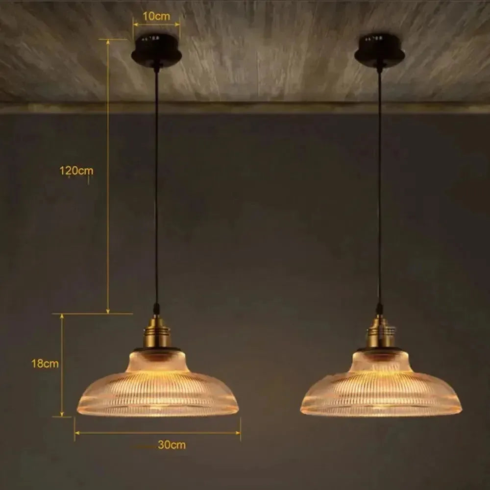 Vintage-inspired glass pendant lamp for a warm and stylish atmosphere