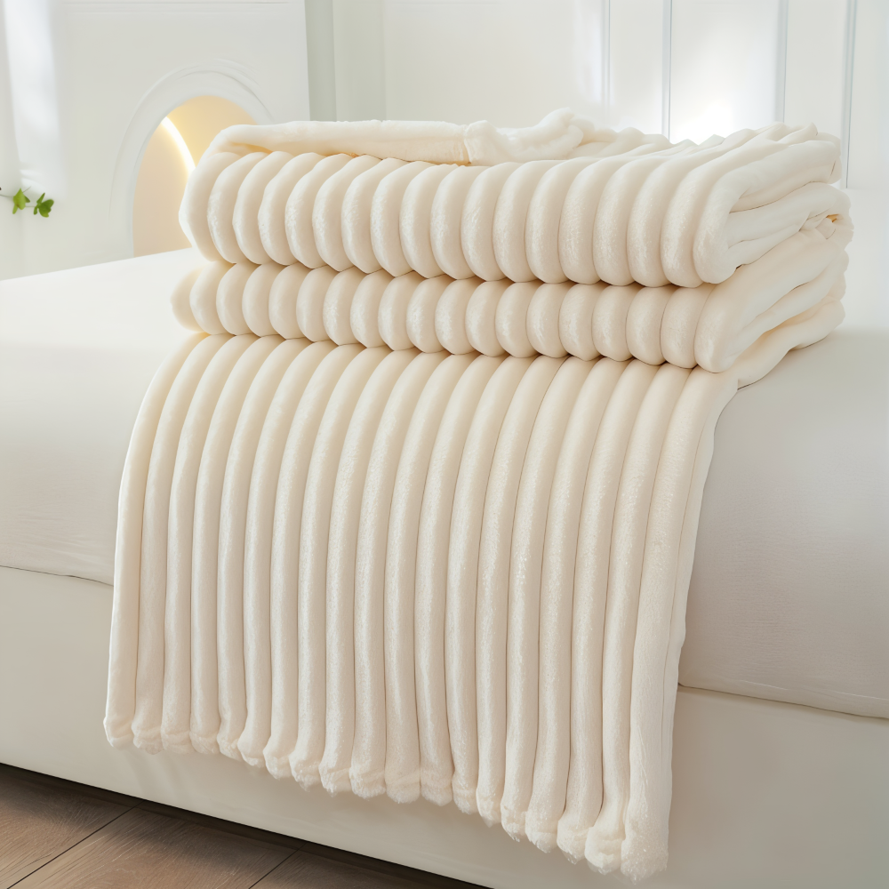CosyLoom Plaid | Soft Ribbed Fleece Blanket | Breathable & Fluffy | For All Seasons