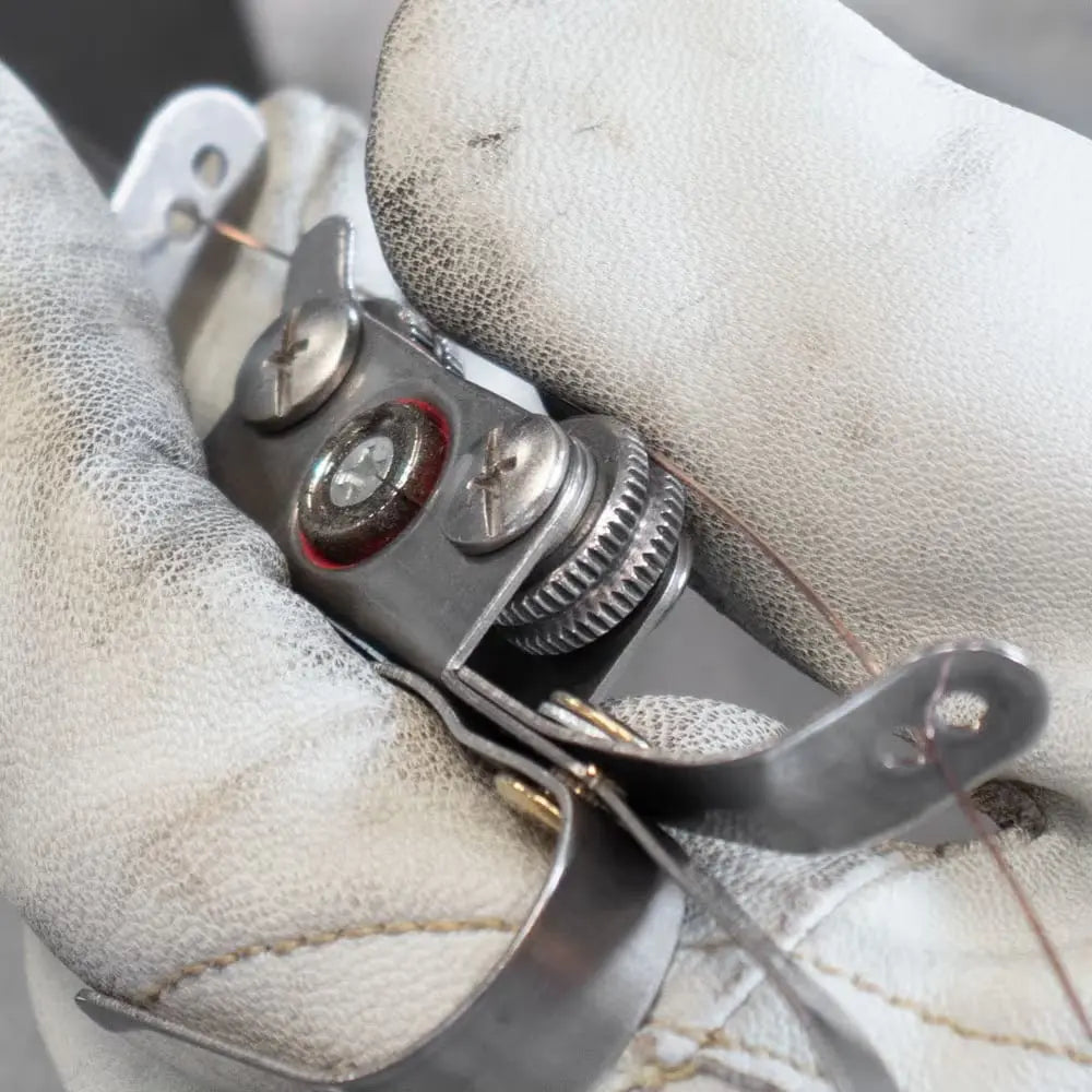 TIG Wire Feed Unit with Precise Hand Guidance