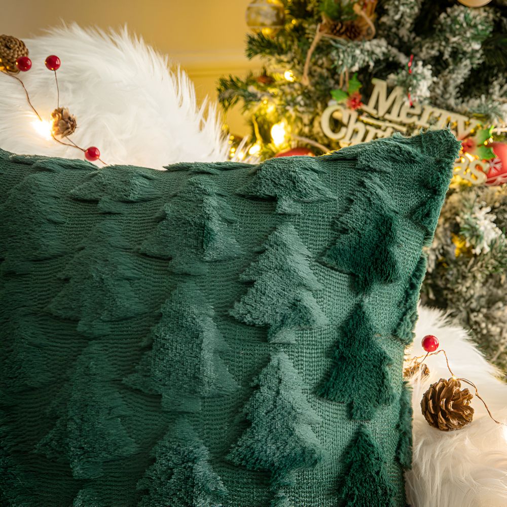 Cozy Plush Christmas Tree Pillowcase made of Ultra-Soft Fabric