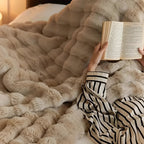 Faux Fur Chunky Knit Duvet Cover Throw