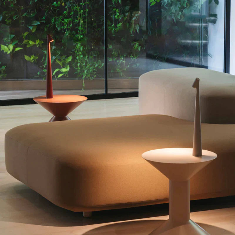 Stylish table lamp - wireless