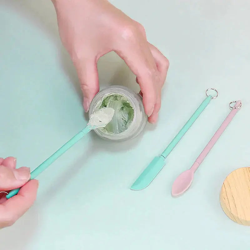 Telescopic Silicone Scraper – Adjustable Kitchen Helper for Thorough Scraping