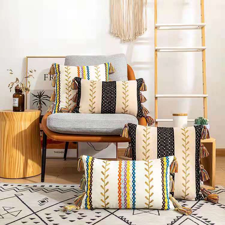 Textured Tassel Pillowcase
