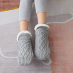 FluffySafe - Luxury Slippers with Non-Slip Sole