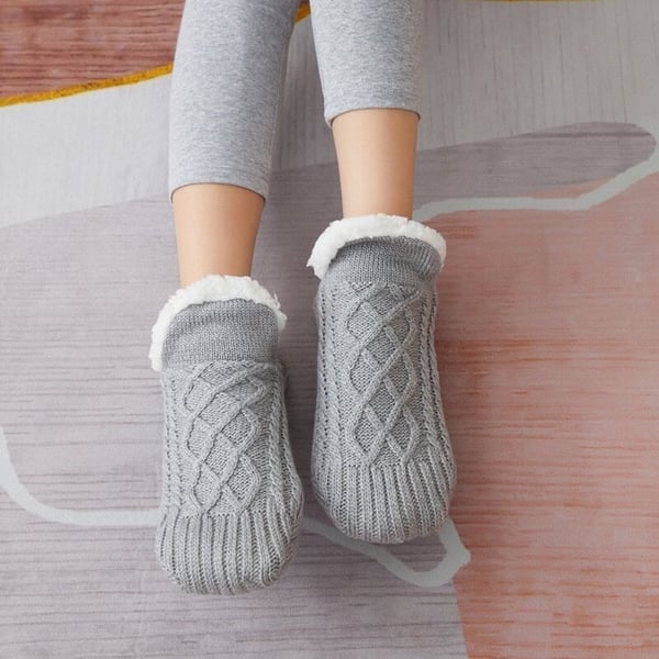 FluffySafe - Luxury Slippers with Non-Slip Sole