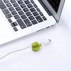 ThumbHooks – Practical Thumb Hooks For A Tidy Home