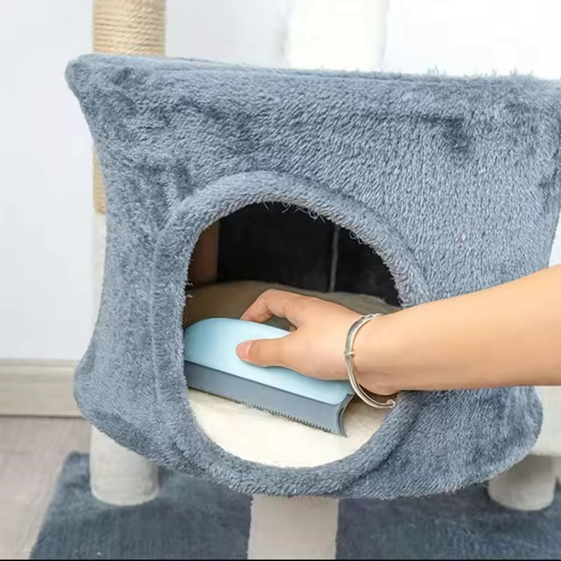 Reusable pet hair brush