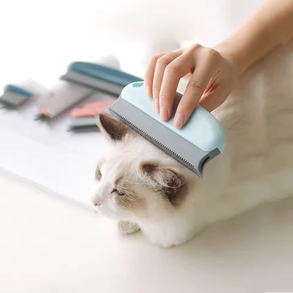Reusable pet hair brush