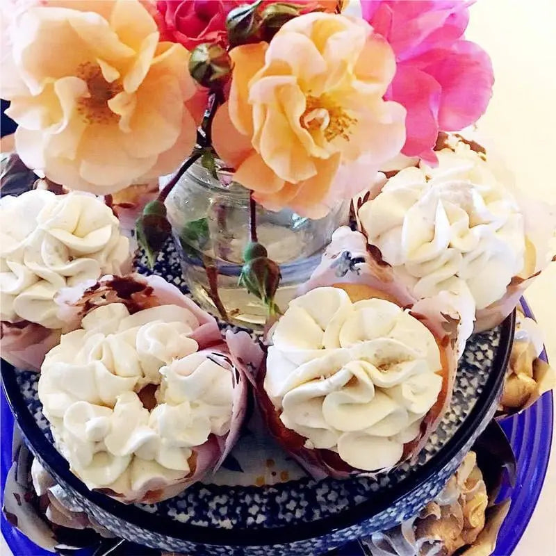 Cake Decoration Set made of Stainless Steel – Create Flowers Like a Pro