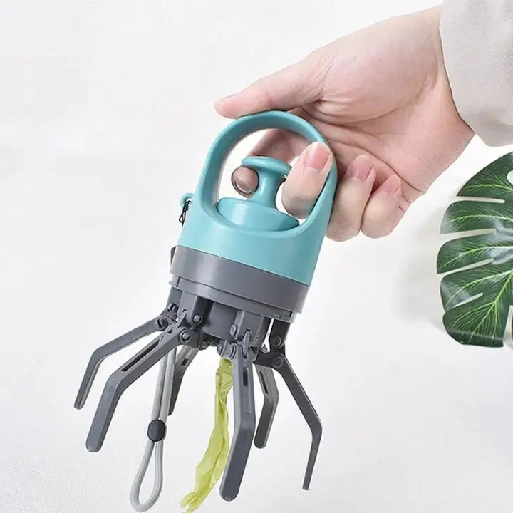 Portable Pet Waste Grabber – Hygienic & Compact for On-the-go