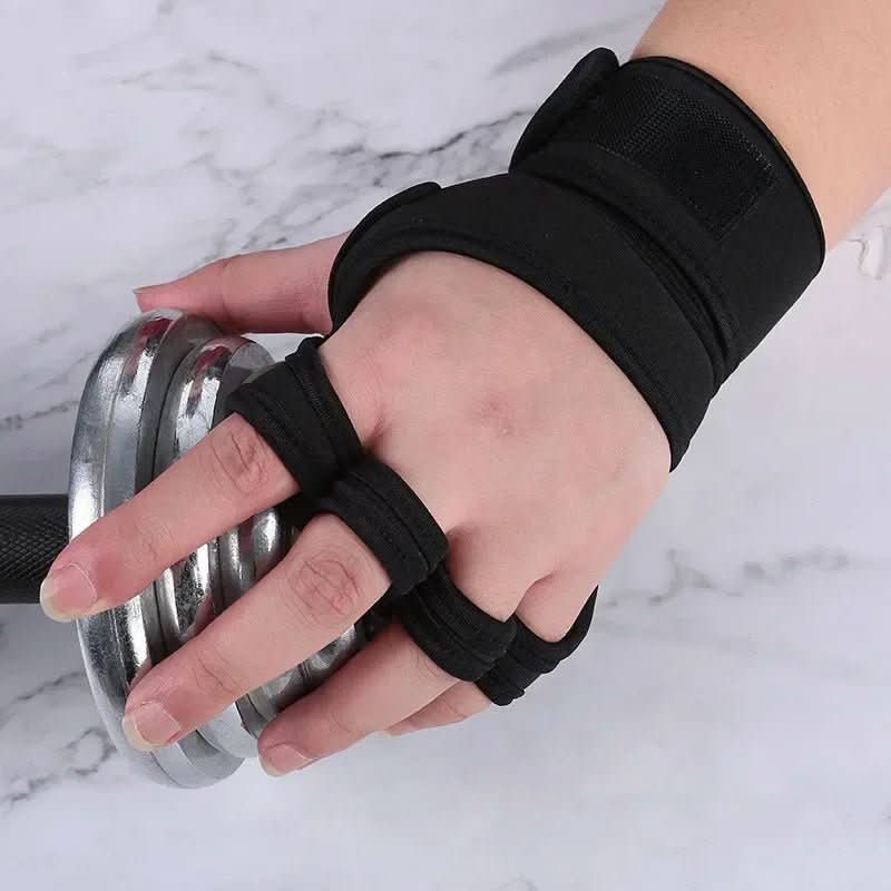 Training gloves for secure grip and comfort