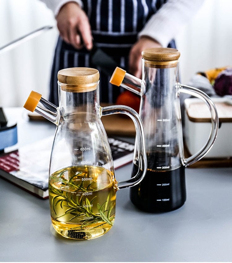 Transparent glass oil bottle with handle