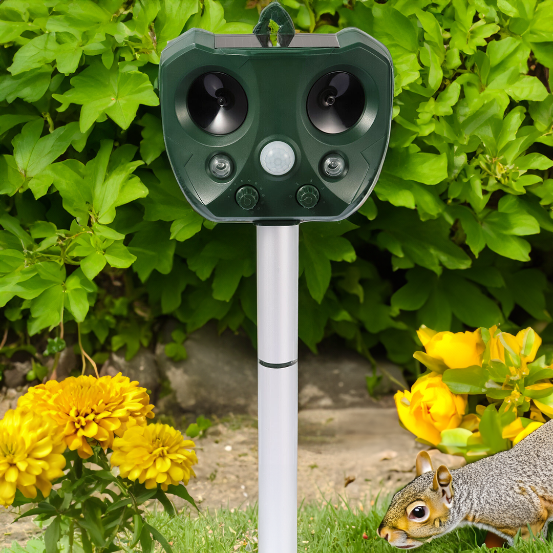 Effective Pest Repeller – Solar Ultrasonic Animal Deterrent for Garden