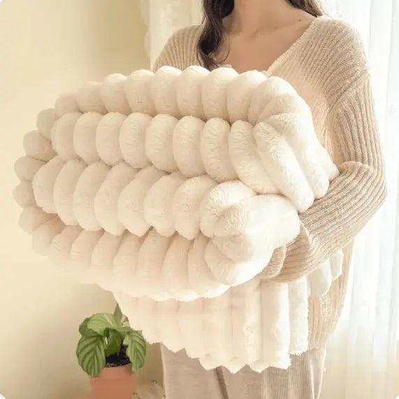 Ultra-soft flannel milk velvet blanket for cozy warmth