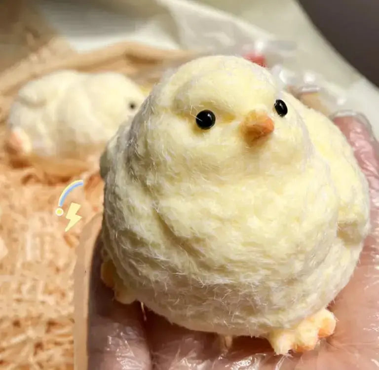 Soothing Plush Chick – Stress Relief & Relaxation with Soft Cuddle Squishy