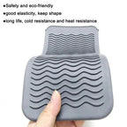 Heat-resistant silicone mat