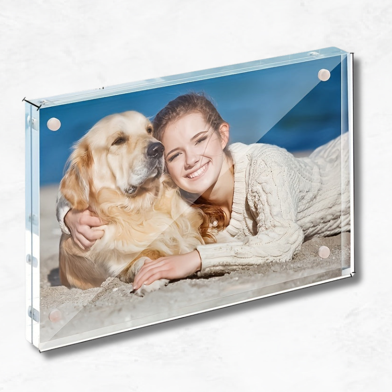 ElegantFrame - Horizontal Acrylic Photo Frame for Modern Interiors