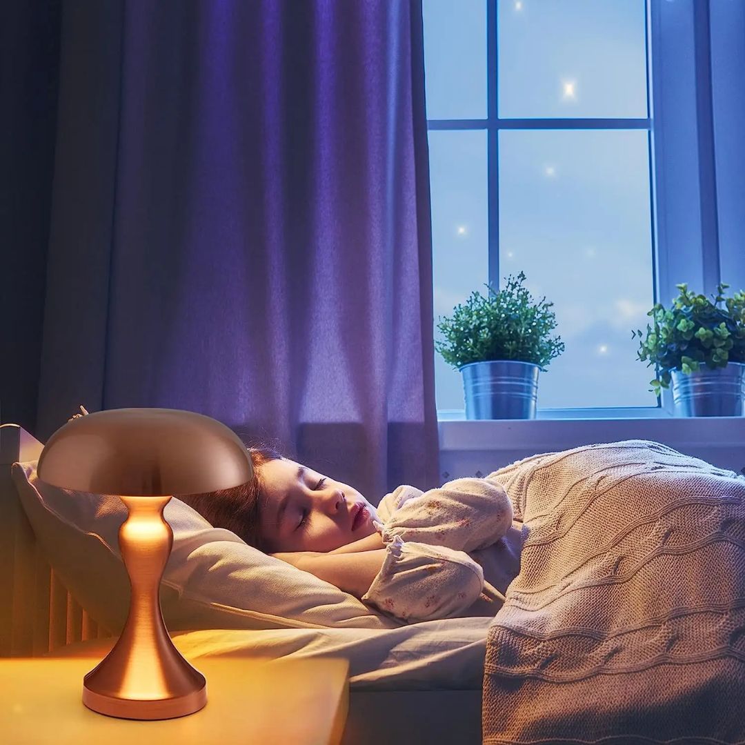 Eindhoven Hyacinth Decorative Table Lamp