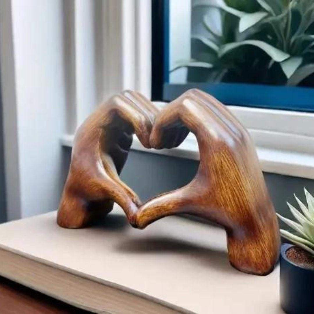 LoveSculpt Handcrafted Heart Decoration – Symbol of Love & Connection for Home Decor