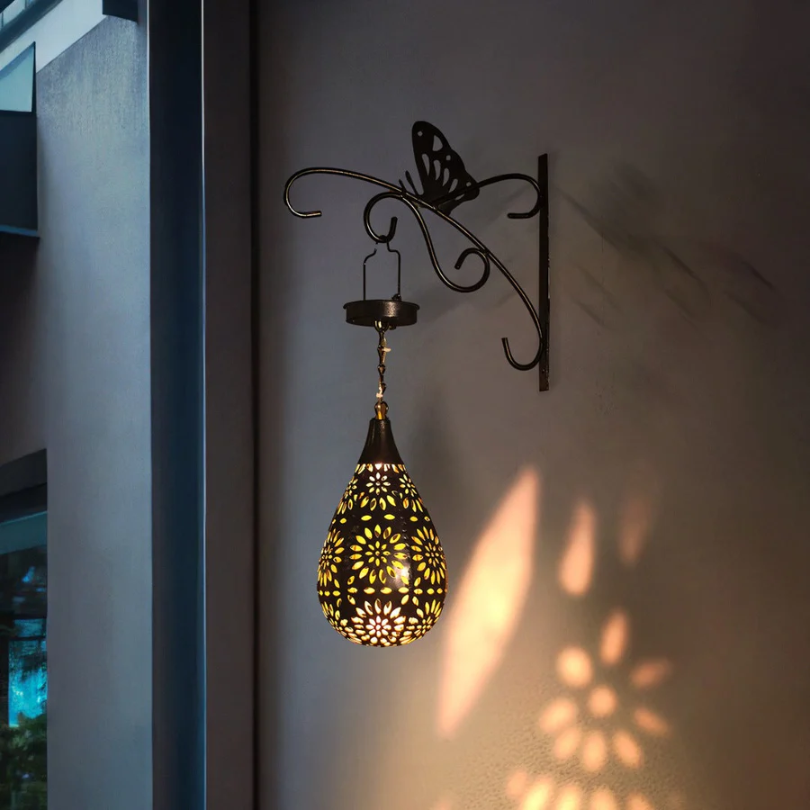 LumaBright Outdoor Light – Solar Lighting for the Garden