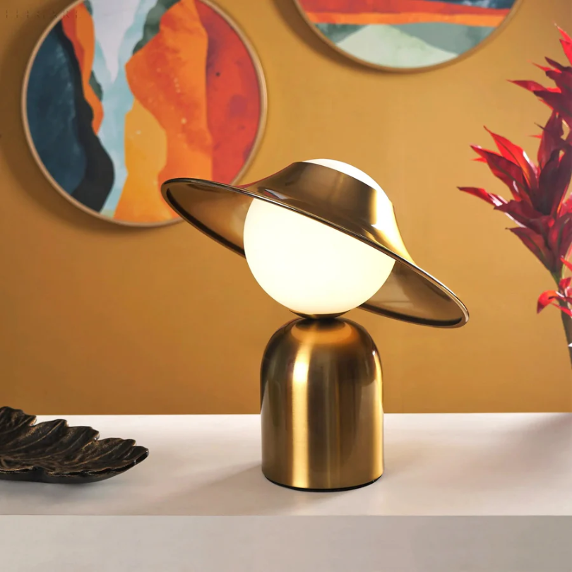 Luxury Metal Table Lamp - GoldAura