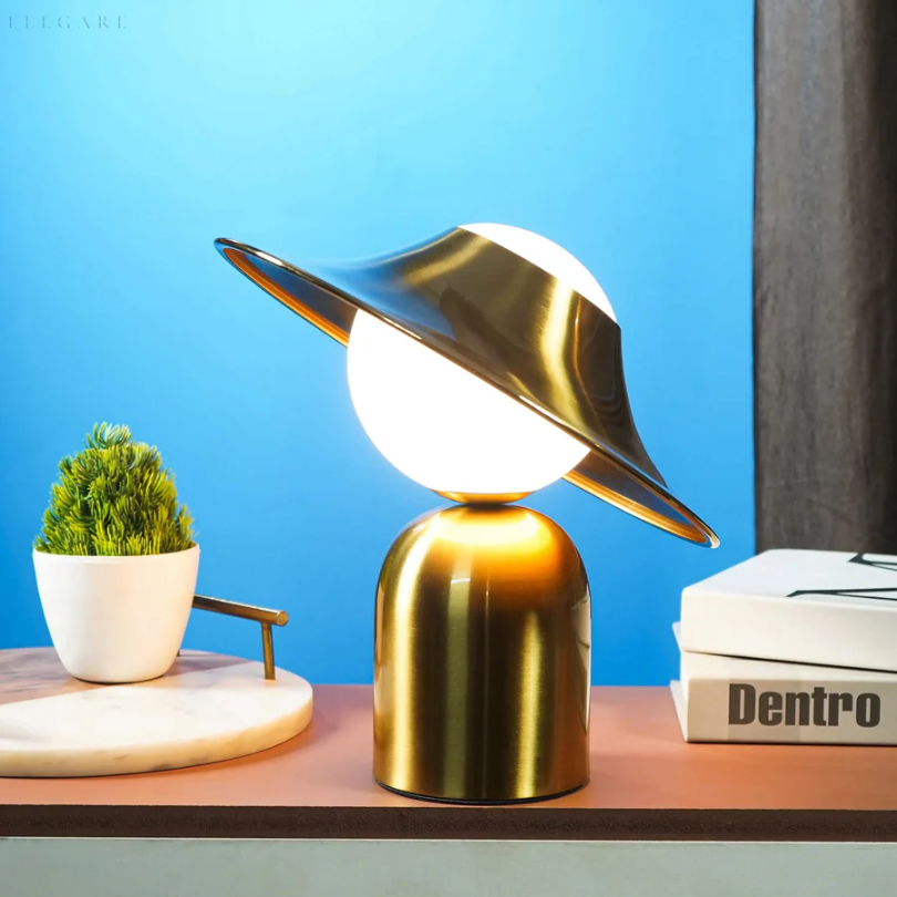 Luxury Metal Table Lamp - GoldAura