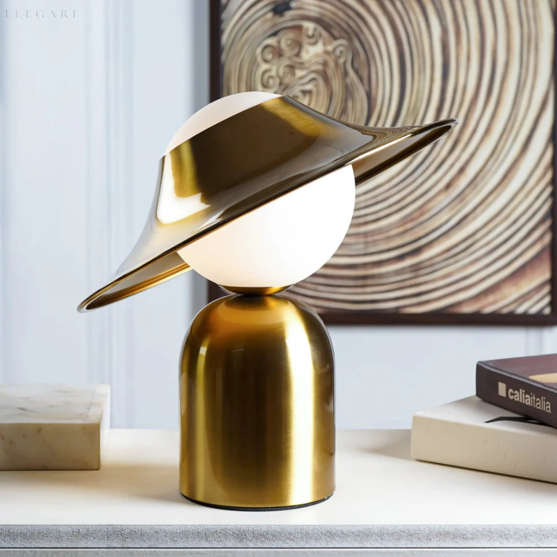 GoldAura Table Lamp - Elegant Golden Lighting for Home
