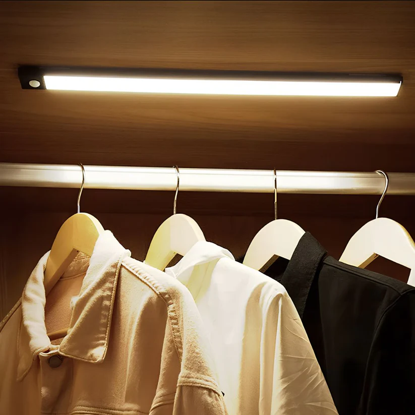 Modern Wall Lamp | Elegant, wireless and functional