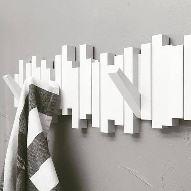 Elegant Wall-Mounted Piano Coat Rack for Stylish Organization