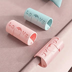 Adjustable sheet holder – Never again slipping bed linen