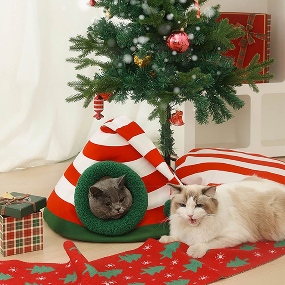 Soft Christmas Cat Bed for Festive Living Spaces