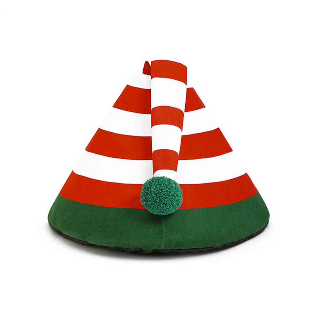 Soft Christmas Cat Bed for Festive Living Spaces