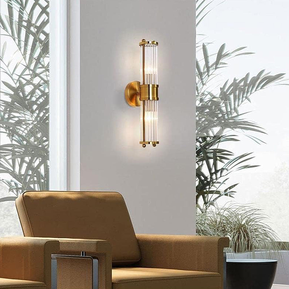 Classic wall lamp in gold – Luxurious lighting for bathroom and hallway