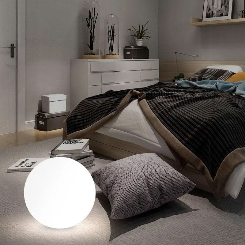Waterproof LED ball lamp with colour change for indoor & outdoor use