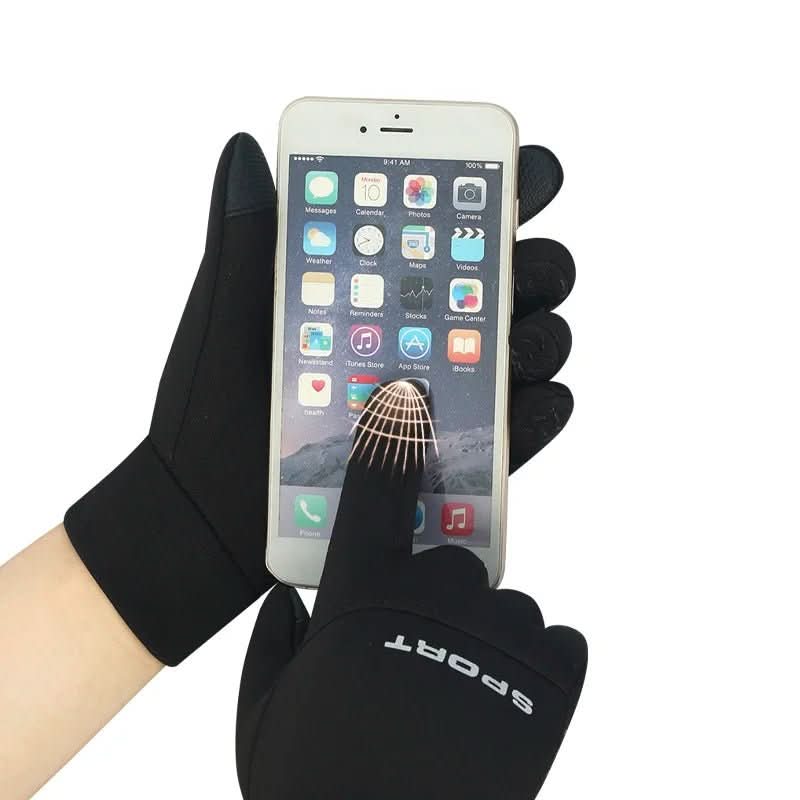 Winter gloves with grip for snow, rain & cold