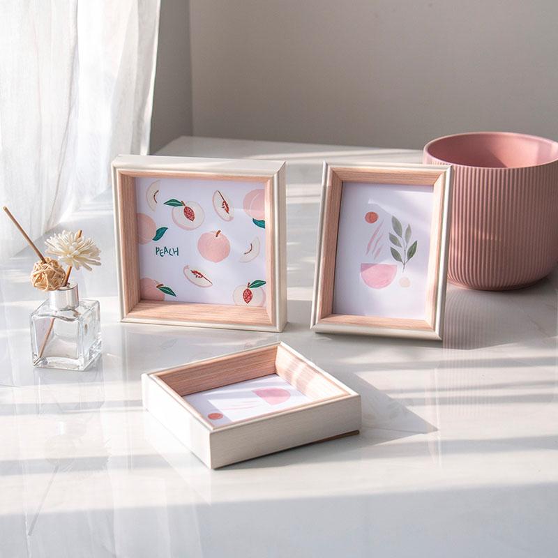 ElegantFrame – Luxury Photo Frame with Golden Edge