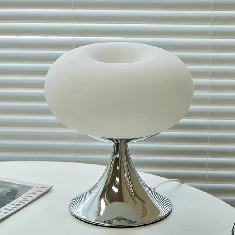 Antique Apple Table Lamp made of Glass | E27 Halogen, Rotary Switch