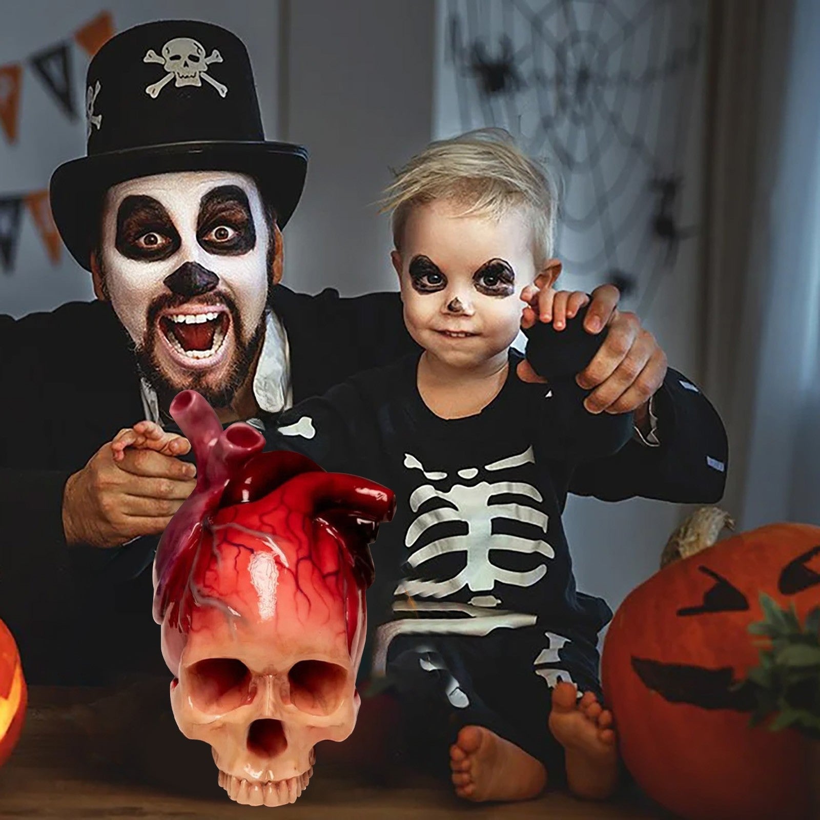 SpookyHeart Realistic Halloween Heart-Shaped Skull Sculpture