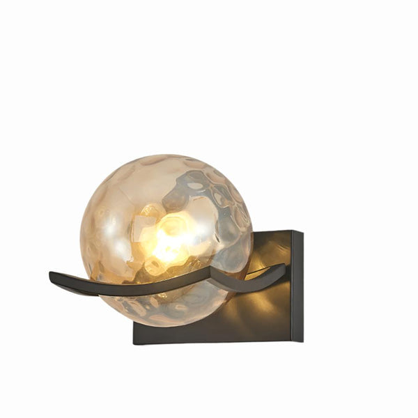 Elegant wall lamp with LED technology