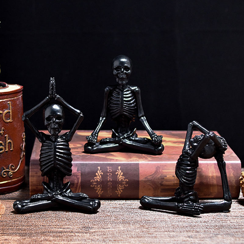 Halloween Figurine – Resin Ornament in Vintage White or Black