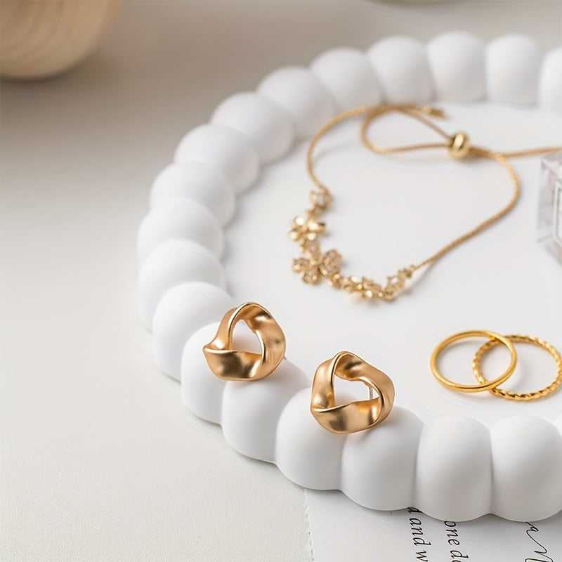 Elegant RingTray - Multifunctional Jewelry Dish for Stylish Organization